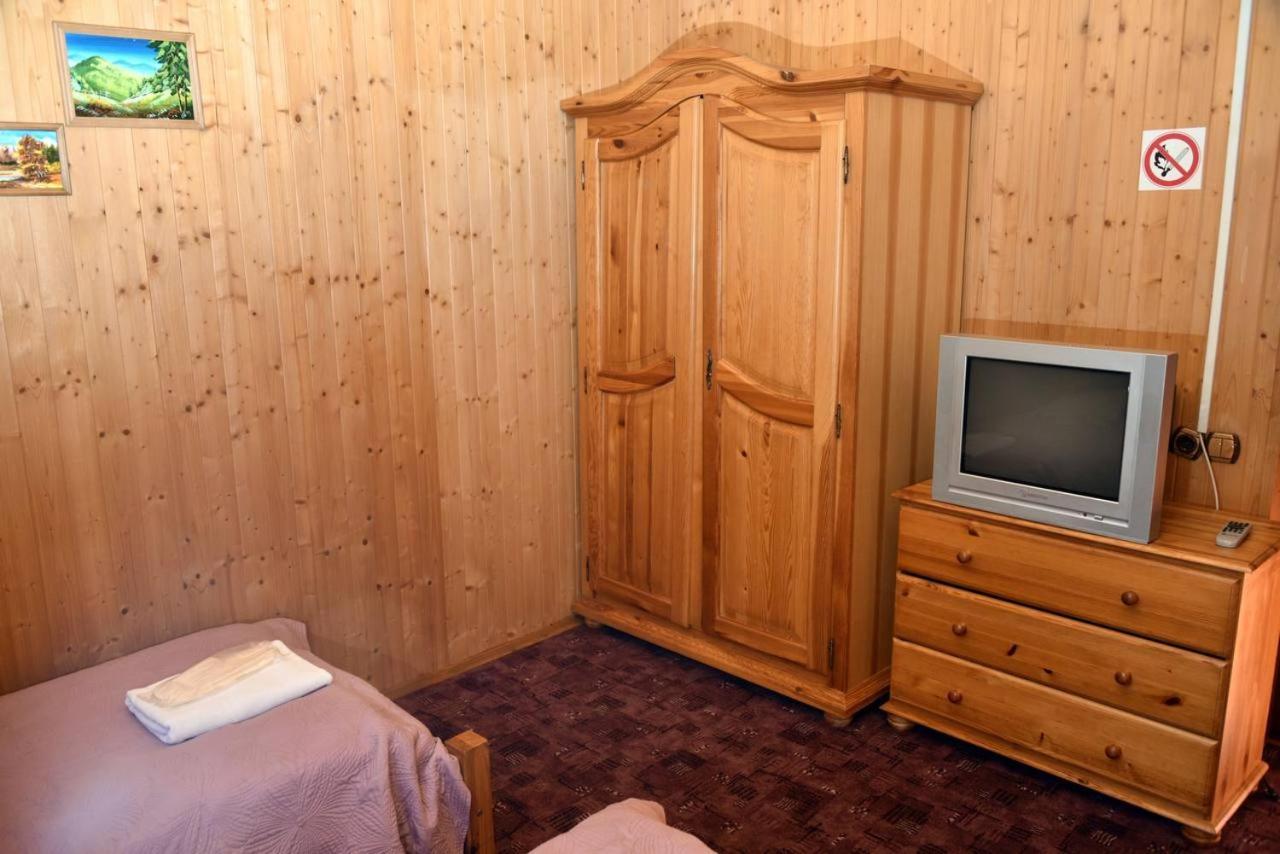 Готель Ольга Bukovel Ngoại thất bức ảnh